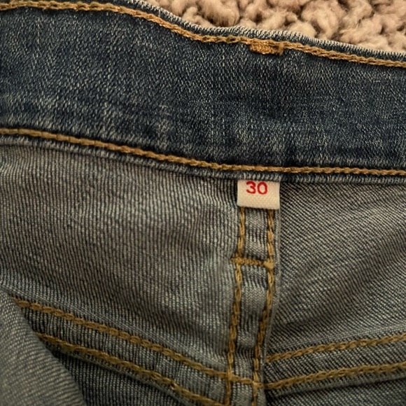Levi’s denim shorts women’s size 30 - Picture 4 of 5